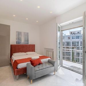 Camera con letto king size